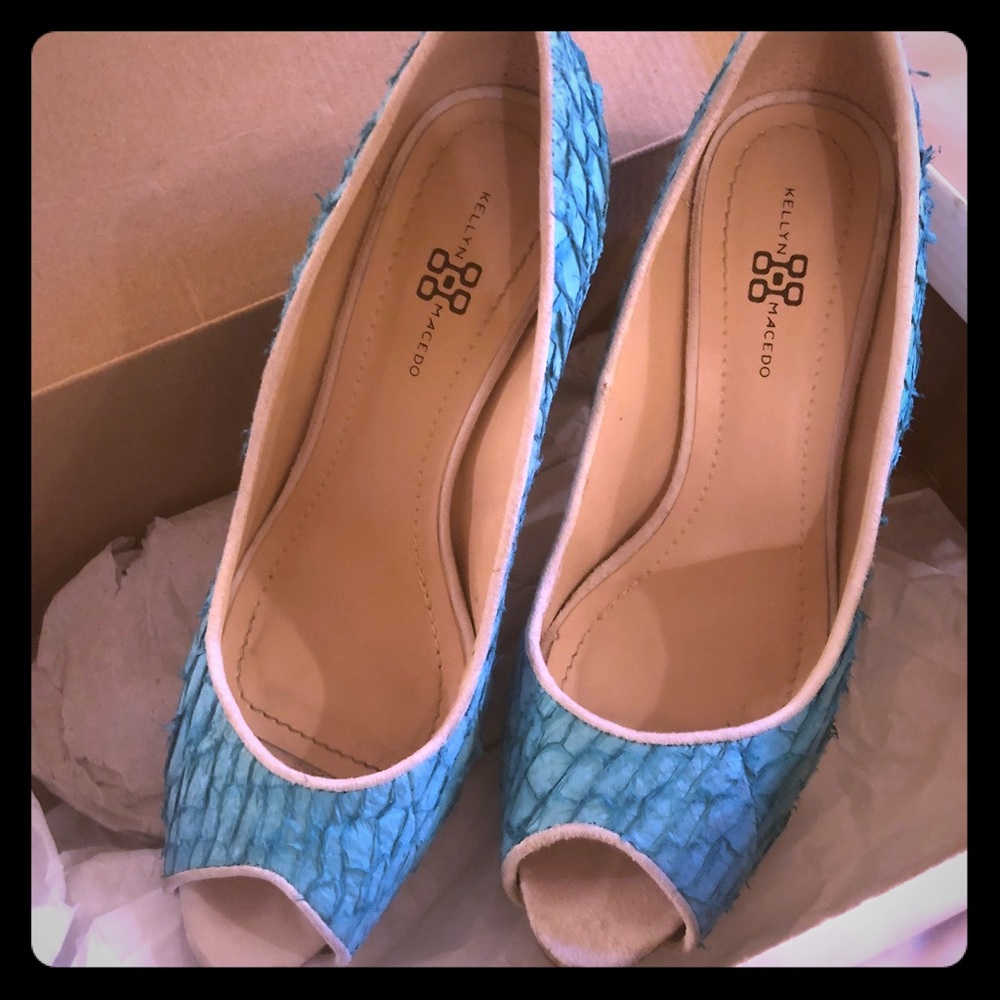 Exotic shoes
